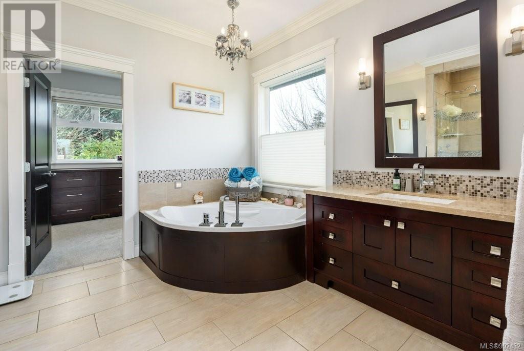 Property at 1056 Kincora Lane image 1