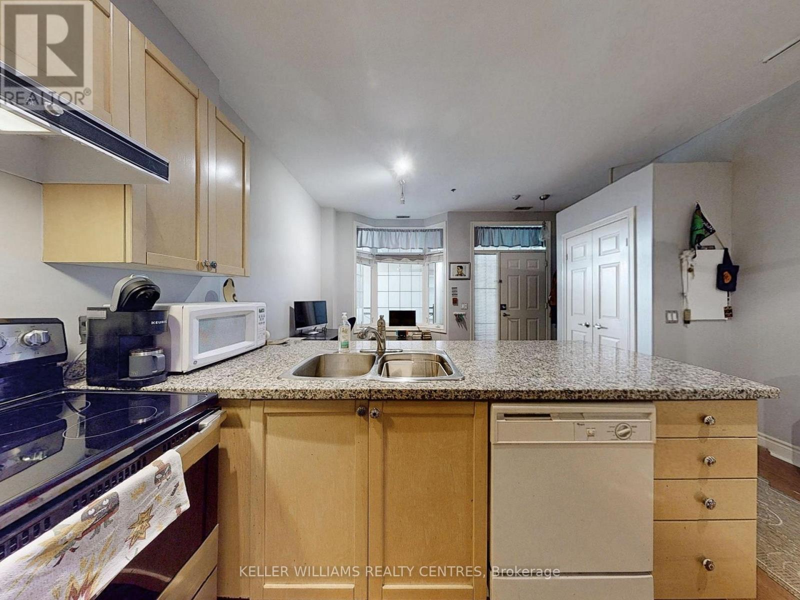 123 - 71 Mccaul Street, Toronto, Ontario  M5T 2X1 - Photo 8 - C12085194