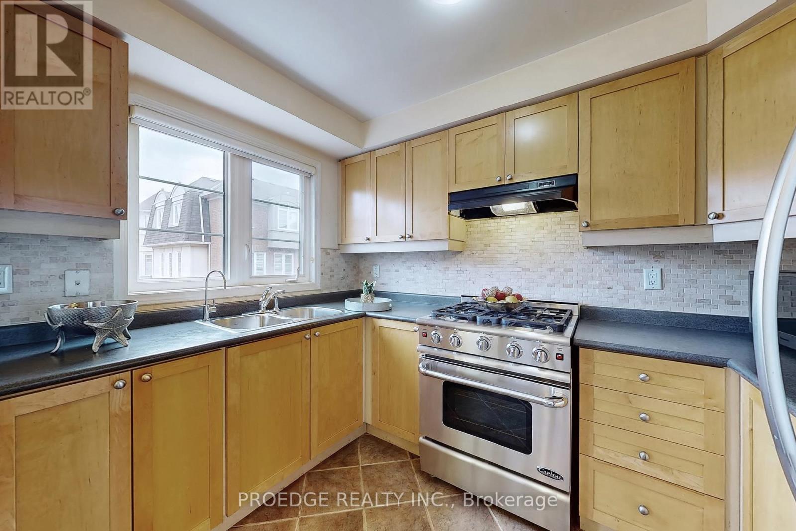 53 Ferguson Street, Toronto, Ontario  M1L 0C9 - Photo 12 - E12085195