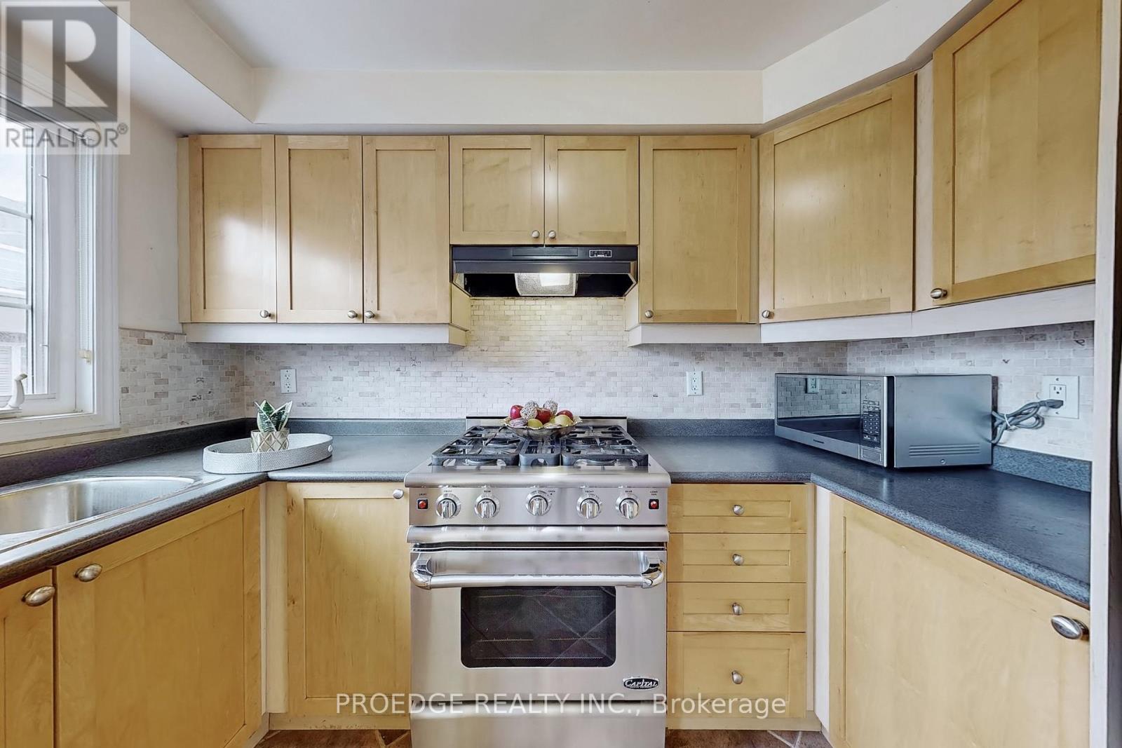 53 Ferguson Street, Toronto, Ontario  M1L 0C9 - Photo 13 - E12085195