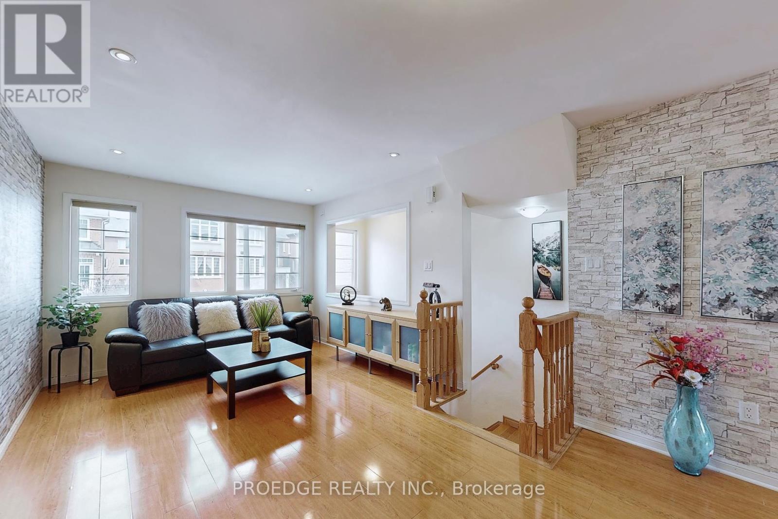 53 Ferguson Street, Toronto, Ontario  M1L 0C9 - Photo 7 - E12085195