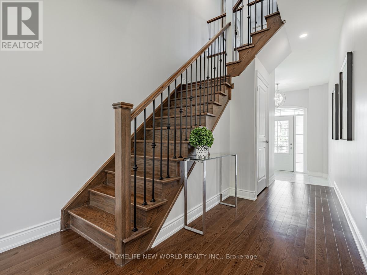 Property at 77 GLAZEBROOK DRIVE image 4