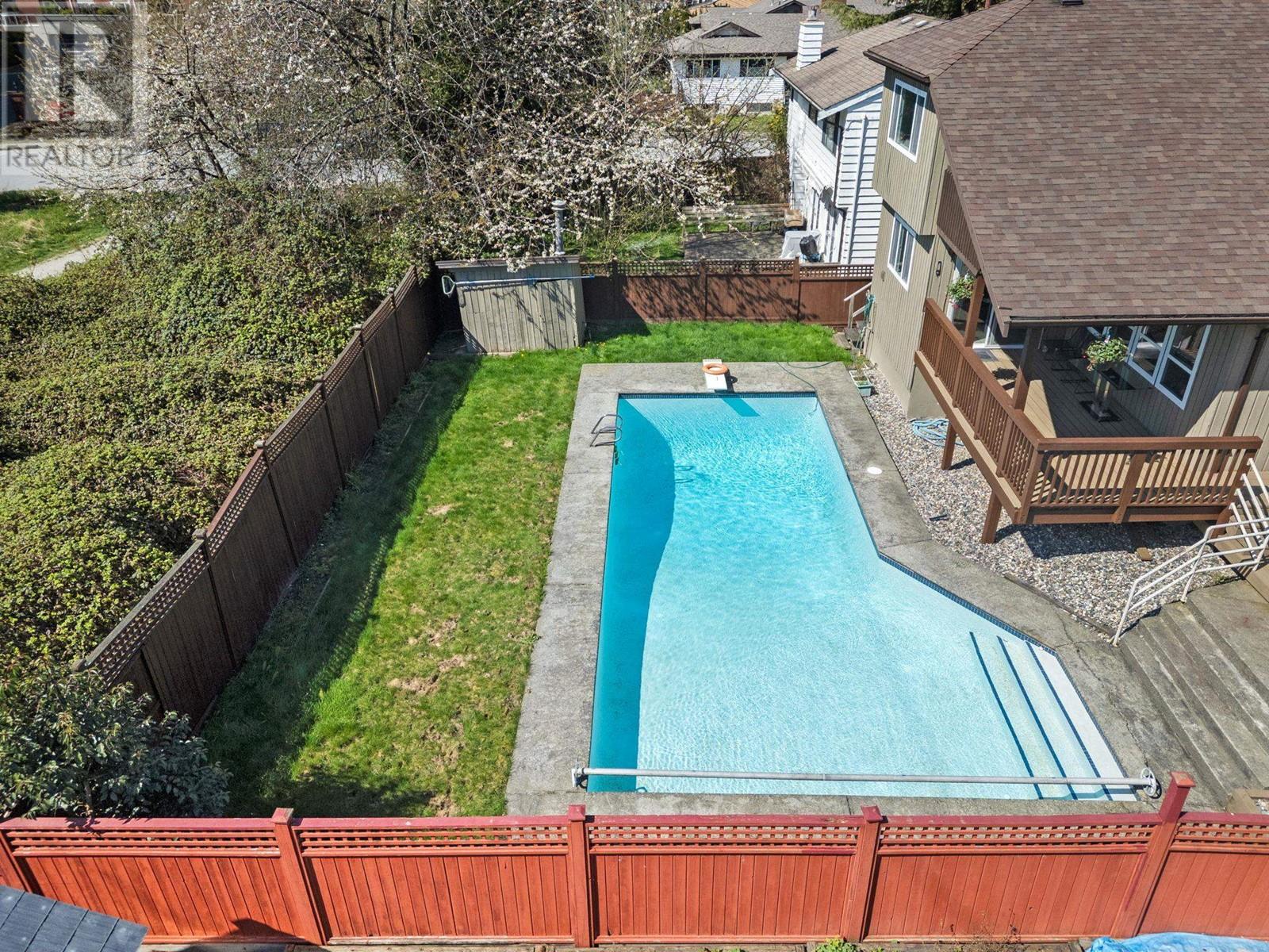 2045 Kirkstone Road, North Vancouver, British Columbia  V7J 3M9 - Photo 35 - R2990407