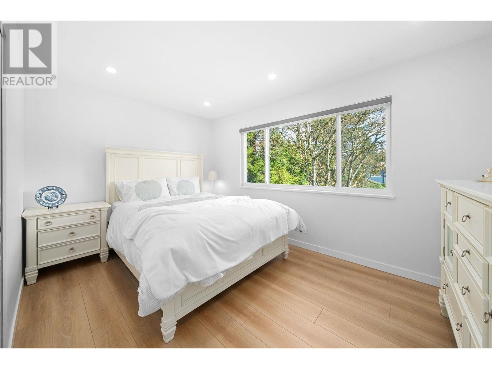 2045 Kirkstone Road, North Vancouver, British Columbia  V7J 3M9 - Photo 12 - R2990407