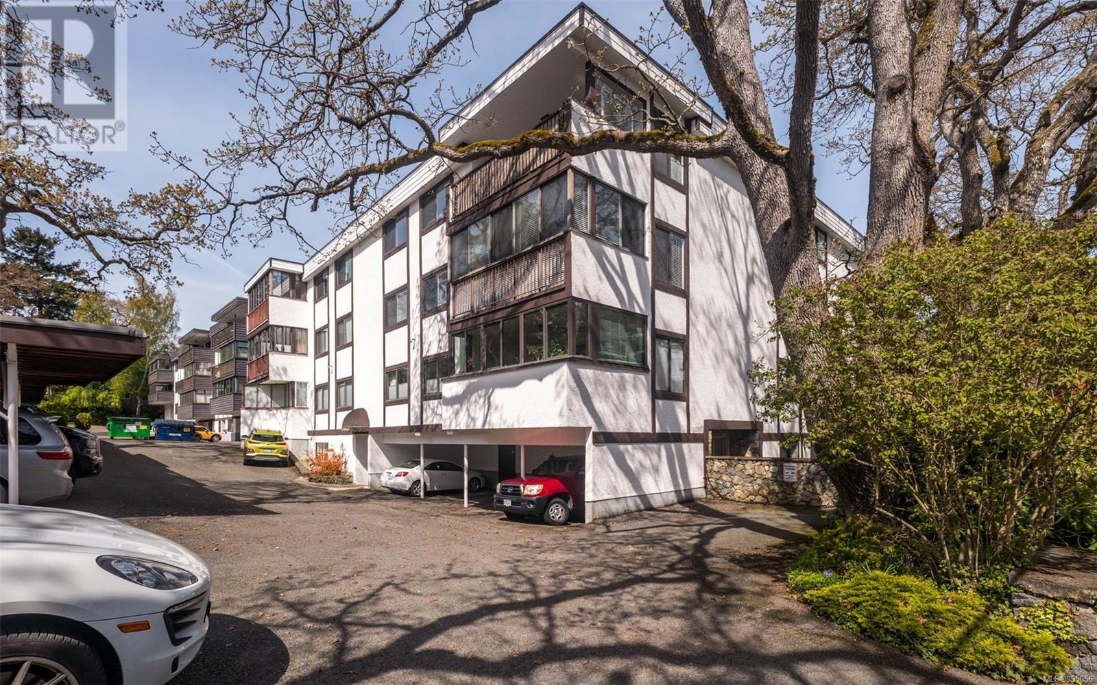 Property at 201 1792 Rockland Ave image 1