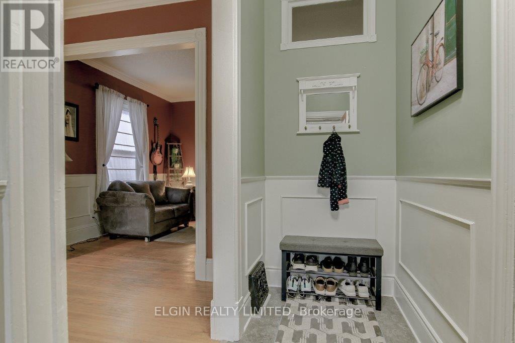 Photo 5 of 48 for 285 Ross Street