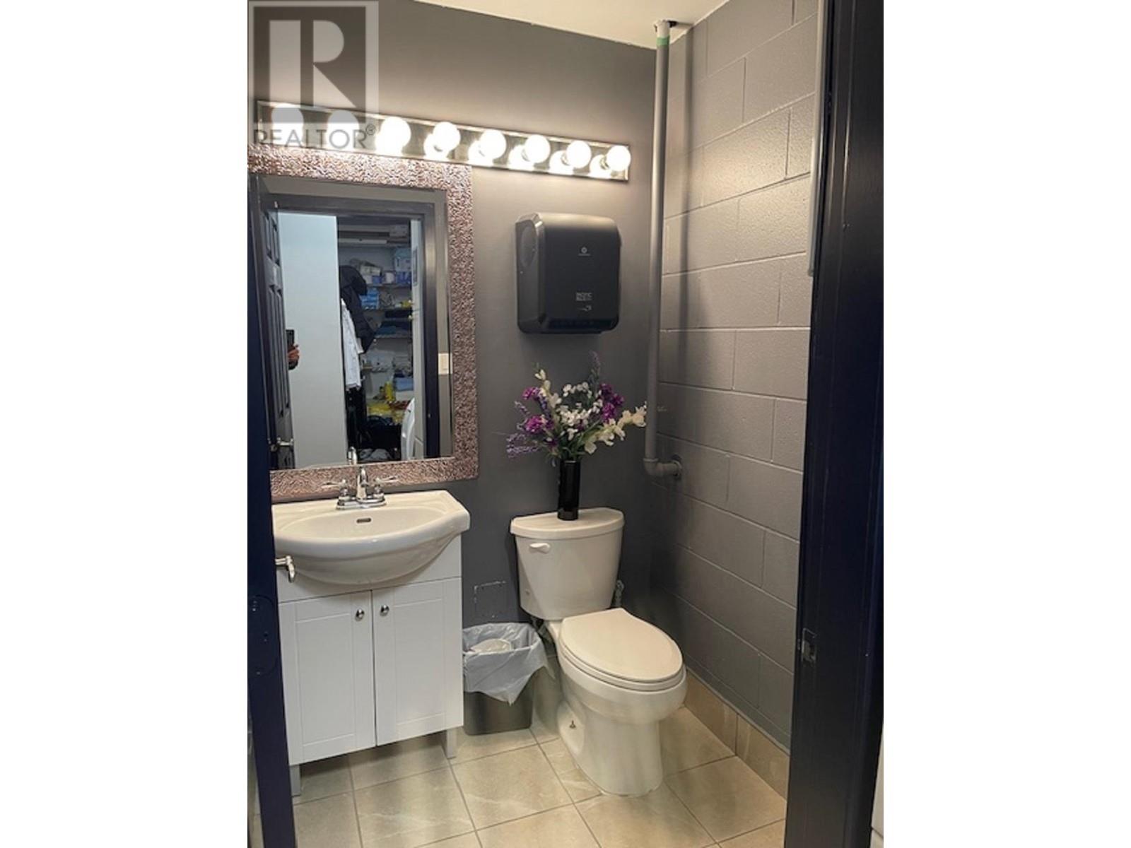 103 2228 Mcallister Avenue, Port Coquitlam, British Columbia  V3B 2X7 - Photo 11 - C8068442