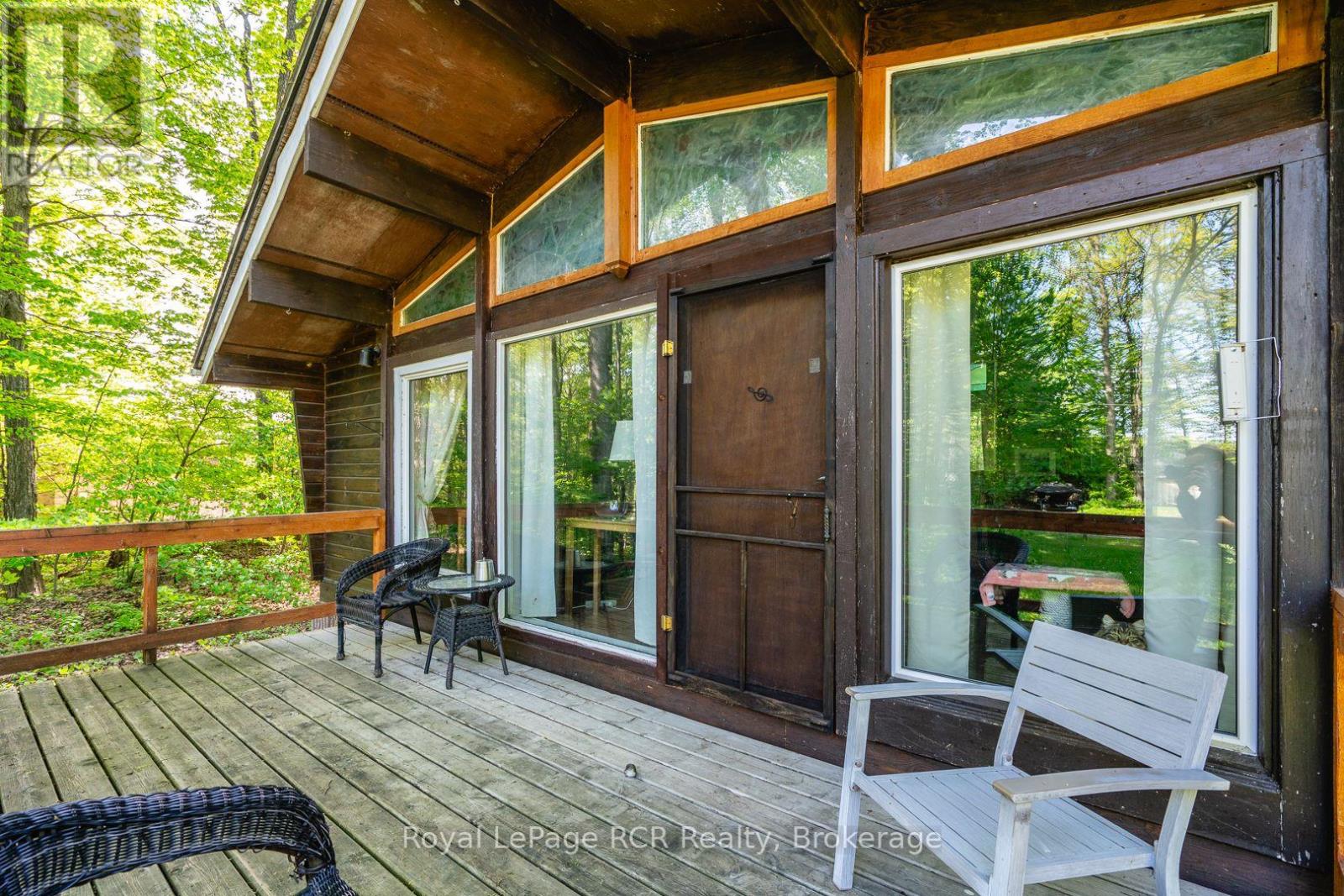 117 Mccullough Lake Drive, Chatsworth, Ontario  N0H 2V0 - Photo 6 - X12084771