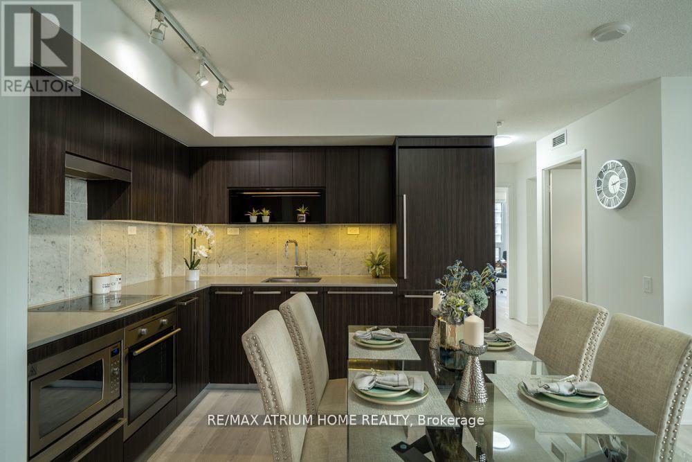 1512 - 70 Queens Wharf Road, Toronto (Waterfront Communities), Ontario  M5V 0J2 - Photo 2 - C12085229