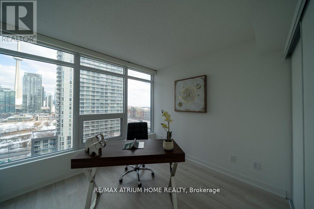 1512 - 70 Queens Wharf Road, Toronto (Waterfront Communities), Ontario  M5V 0J2 - Photo 5 - C12085229