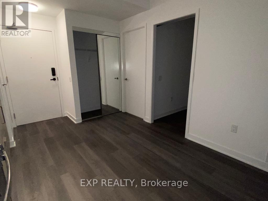208 - 3900 Confederation Parkway, Mississauga, Ontario  L5B 0M3 - Photo 17 - W12085226