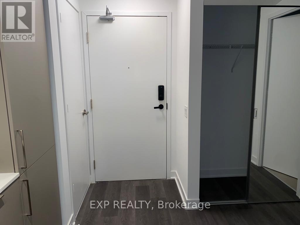 208 - 3900 Confederation Parkway, Mississauga, Ontario  L5B 0M3 - Photo 9 - W12085226