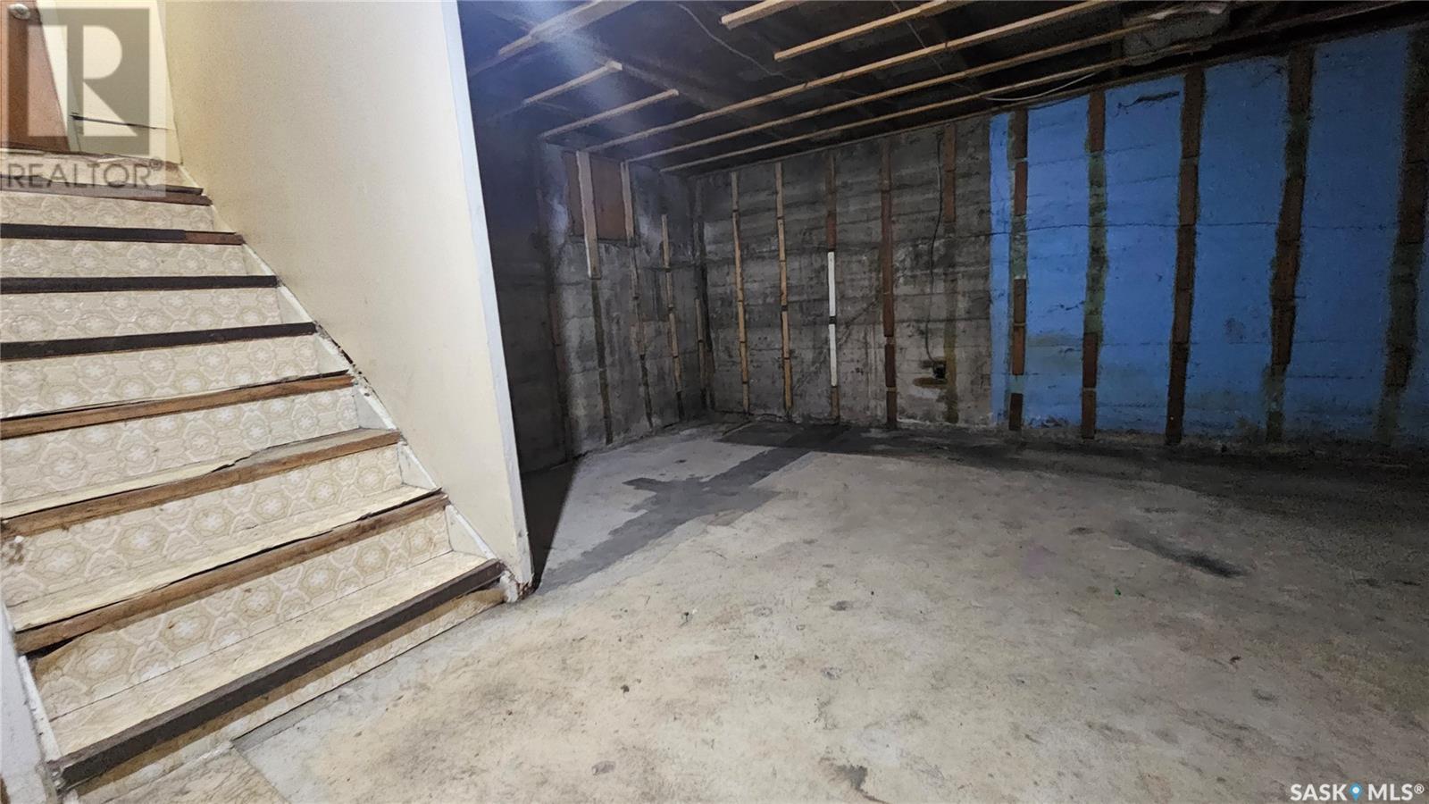 217 9th Avenue Nw, Swift Current, Saskatchewan  S9H 1A6 - Photo 21 - SK990772