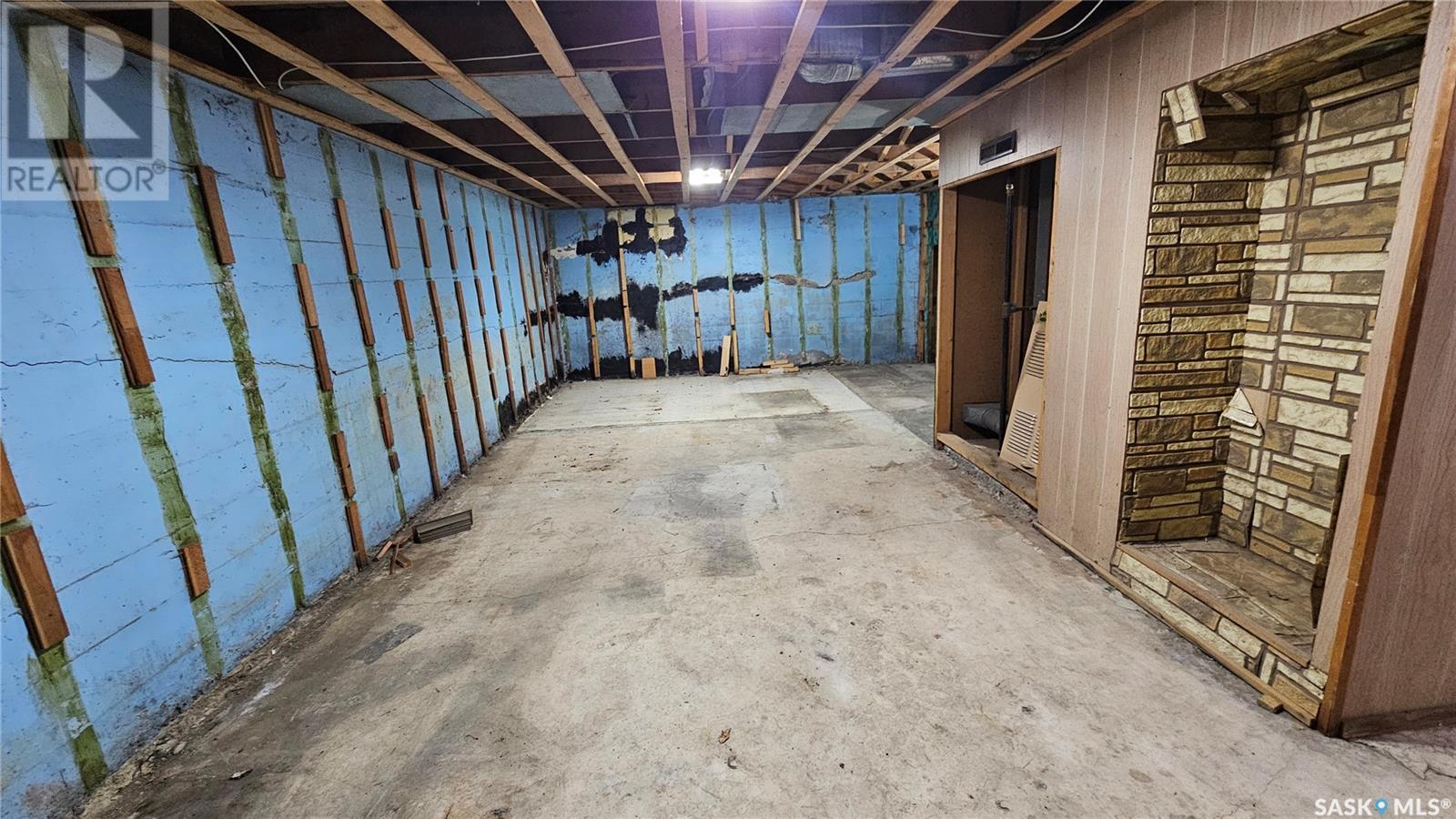 217 9th Avenue Nw, Swift Current, Saskatchewan  S9H 1A6 - Photo 29 - SK990772