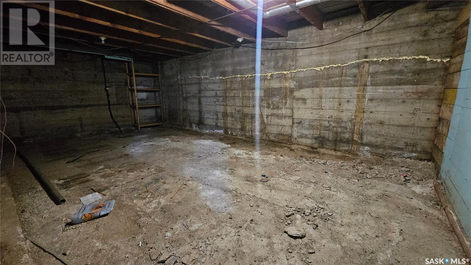 217 9th Avenue Nw, Swift Current, Saskatchewan  S9H 1A6 - Photo 23 - SK990772