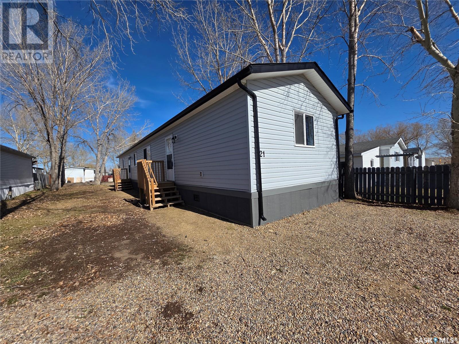 21 Prairie Sun Court, Swift Current, Saskatchewan  S9H 3X6 - Photo 24 - SK996593