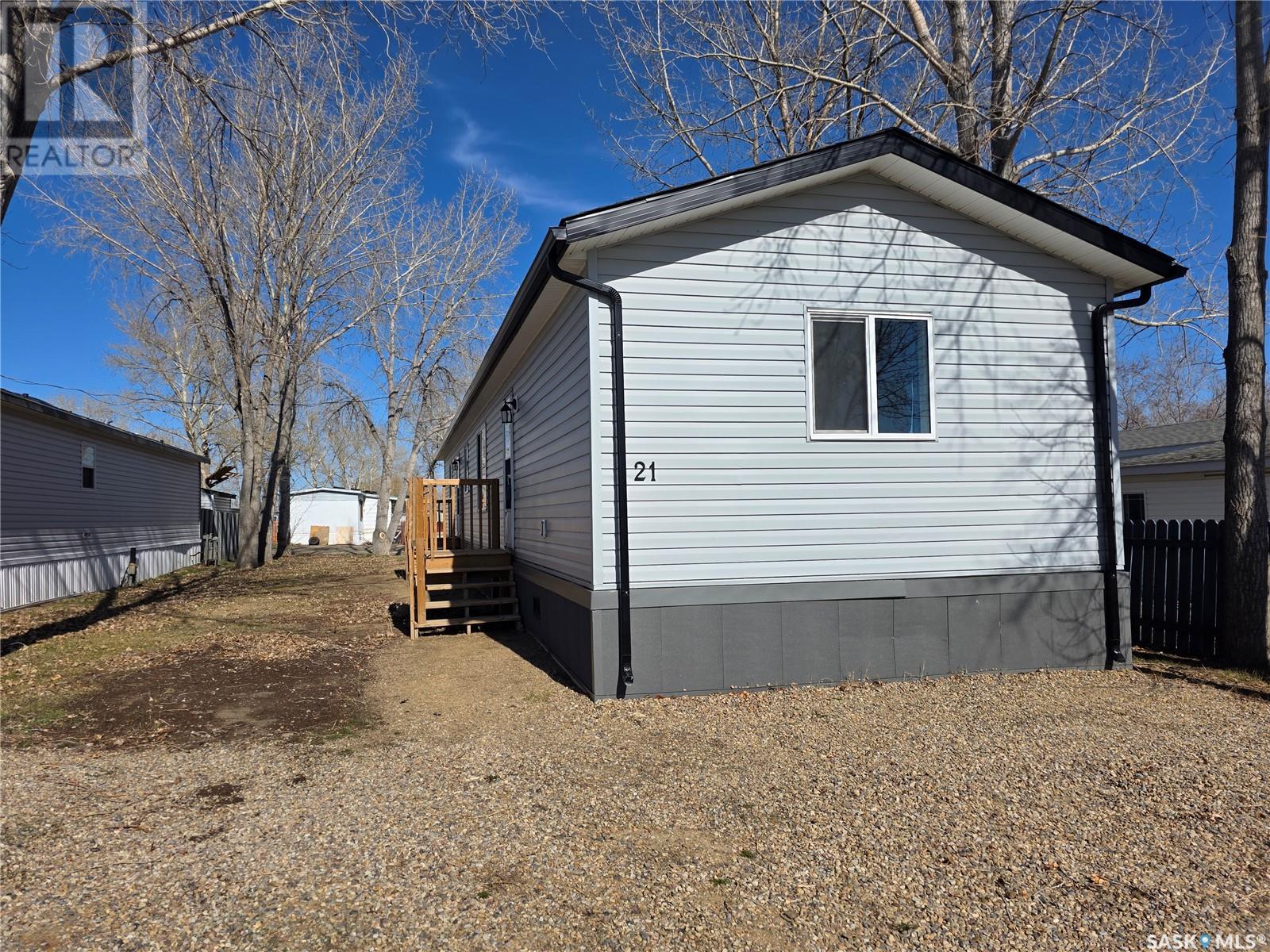 21 Prairie Sun Court, Swift Current, Saskatchewan  S9H 3X6 - Photo 21 - SK996593