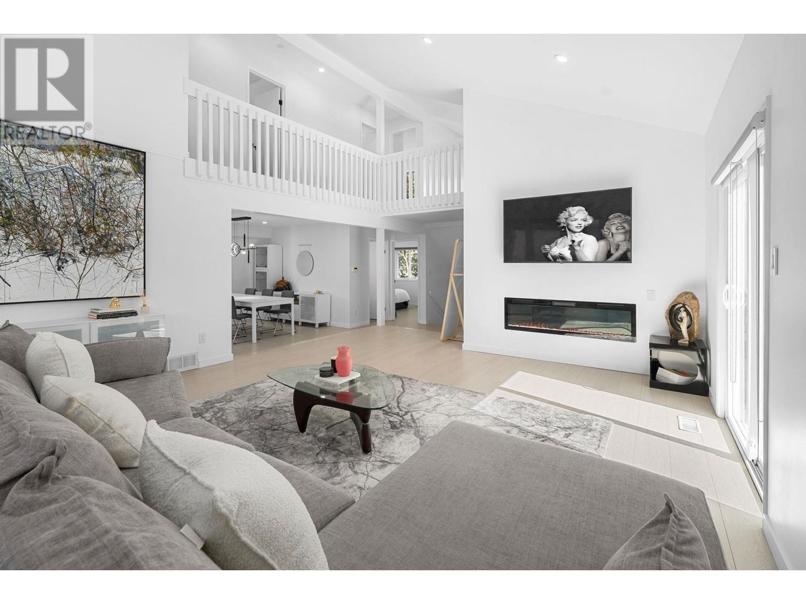 Property at 2045 KIRKSTONE ROAD image 1