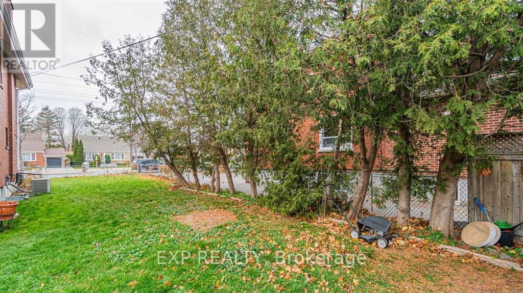 655 Browns Line, Toronto, Ontario  M8W 3V7 - Photo 14 - W12085232