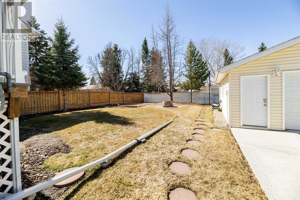 455 Barrett Drive, Red Deer, Alberta  T4R 1M2 - Photo 16 - A2204202