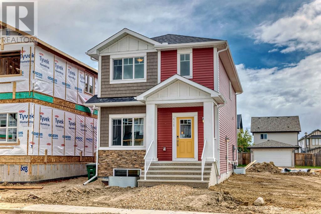 Property at 612 Baywater Manor SW image 3
