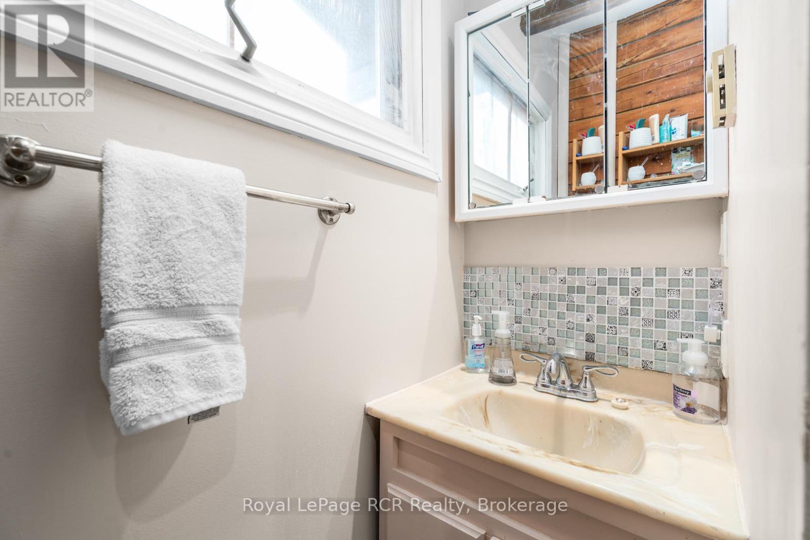 117 Mccullough Lake Drive, Chatsworth, Ontario  N0H 2V0 - Photo 30 - X12084771