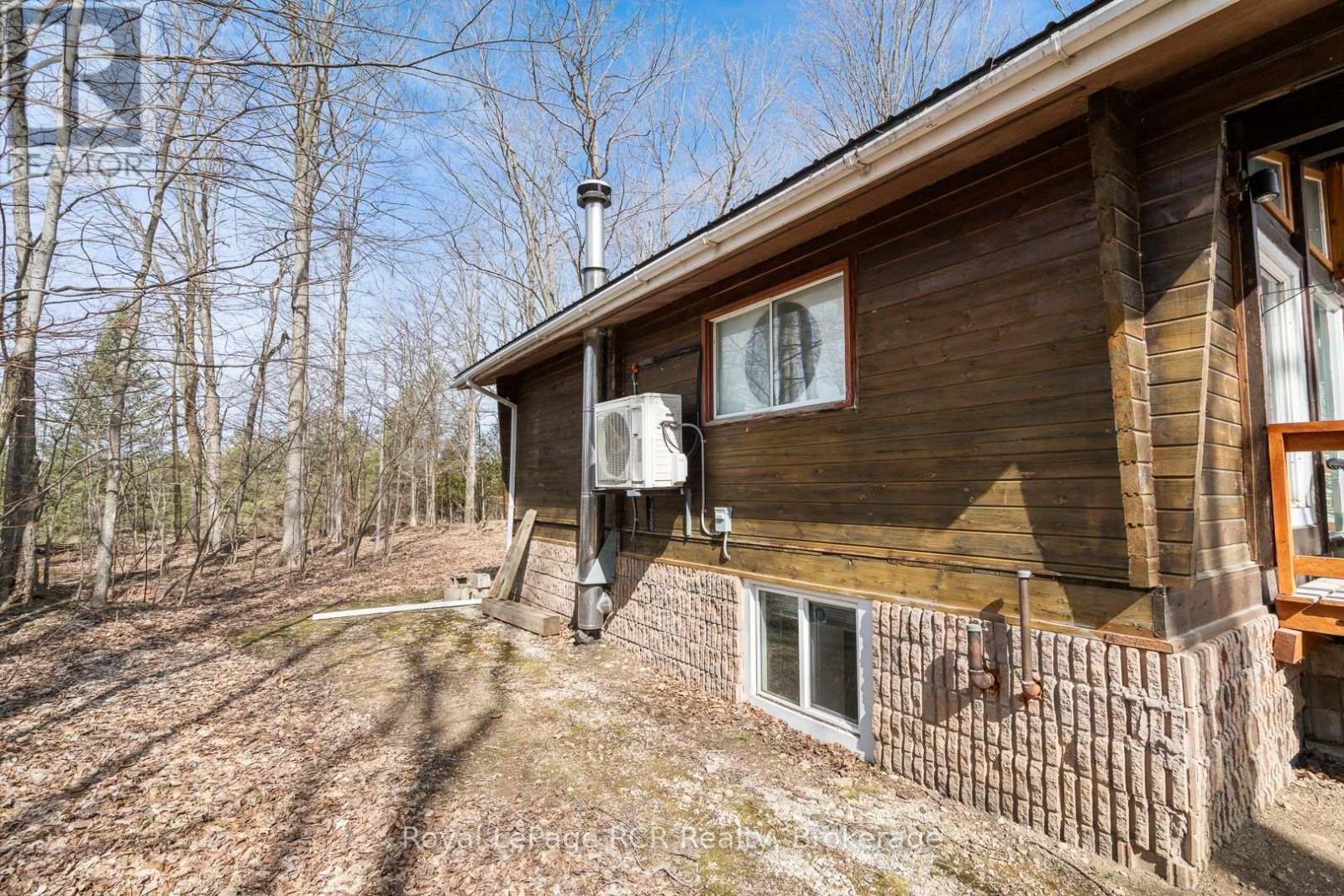 117 Mccullough Lake Drive, Chatsworth, Ontario  N0H 2V0 - Photo 40 - X12084771