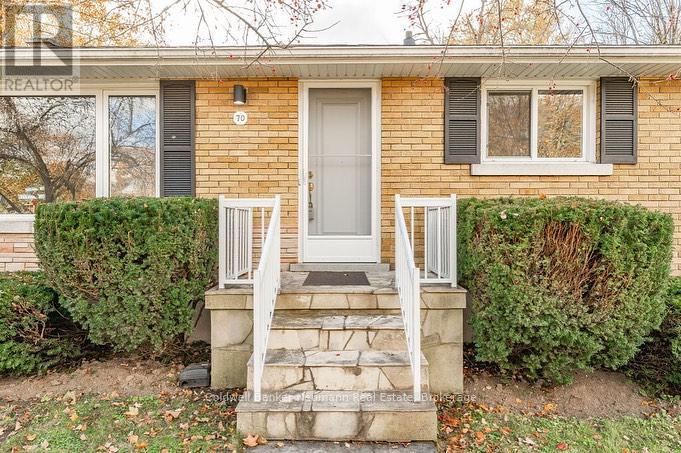 70 Freeman Avenue, Guelph, Ontario  N1H 4T3 - Photo 2 - X11970936