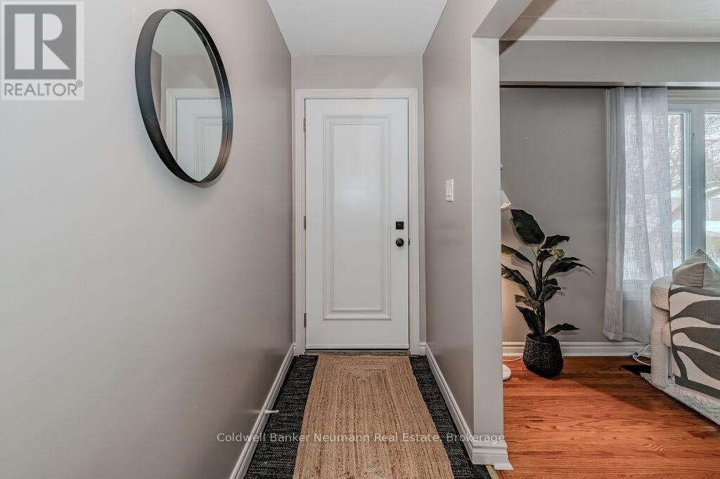 70 Freeman Avenue, Guelph, Ontario  N1H 4T3 - Photo 3 - X11970936