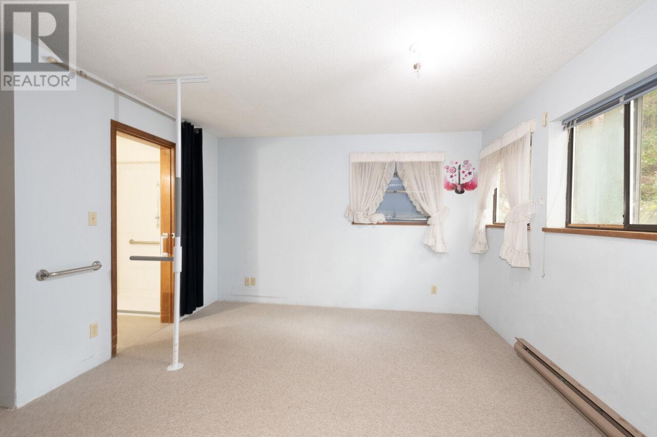 908 Clipper Place, Bowen Island, British Columbia  V0N 1G2 - Photo 10 - R2978224