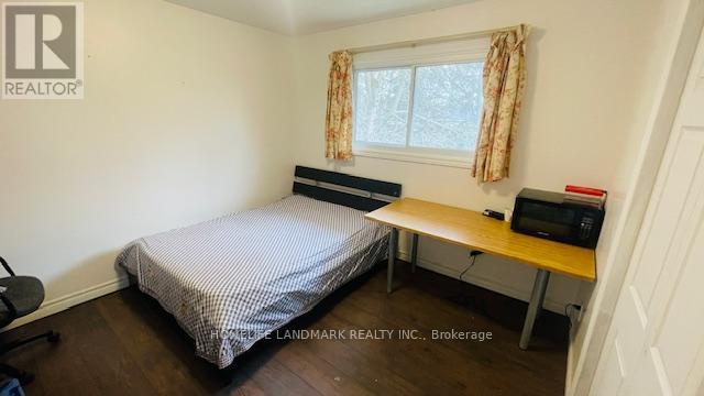 336 Batavia Place, Waterloo, Ontario  N2L 3W2 - Photo 13 - X12085282