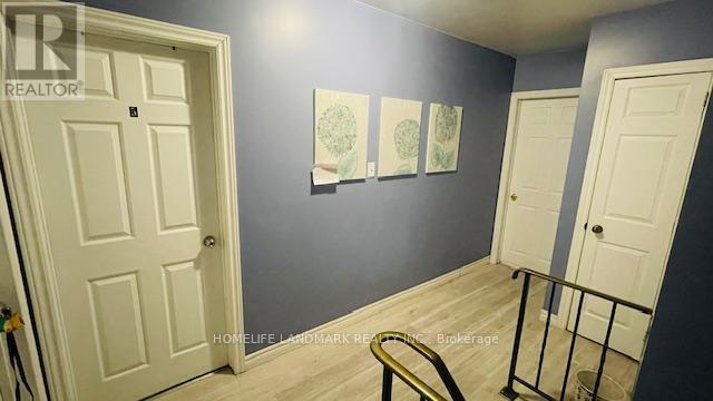 336 Batavia Place, Waterloo, Ontario  N2L 3W2 - Photo 14 - X12085282