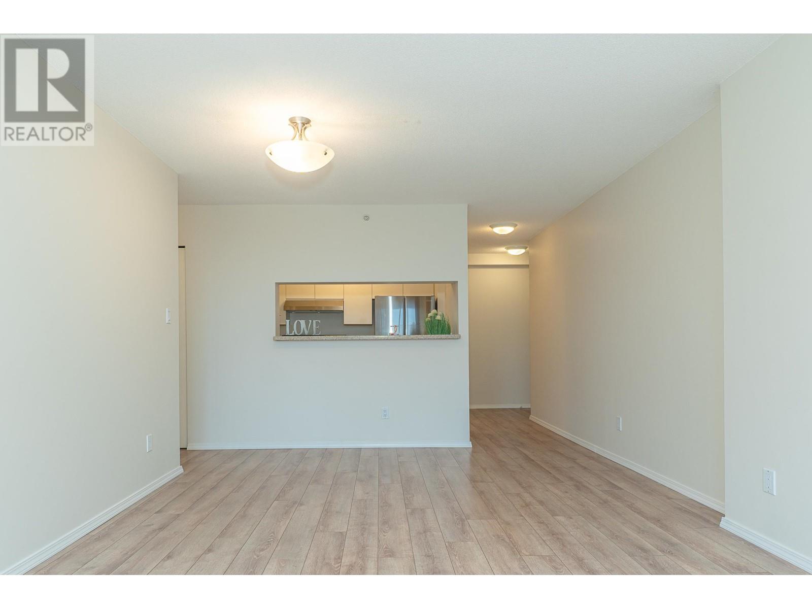 Listing Picture 11 of 30 : 908 5189 GASTON STREET, Vancouver / 溫哥華 - 魯藝地產 Yvonne Lu Group - MLS Medallion Club Member