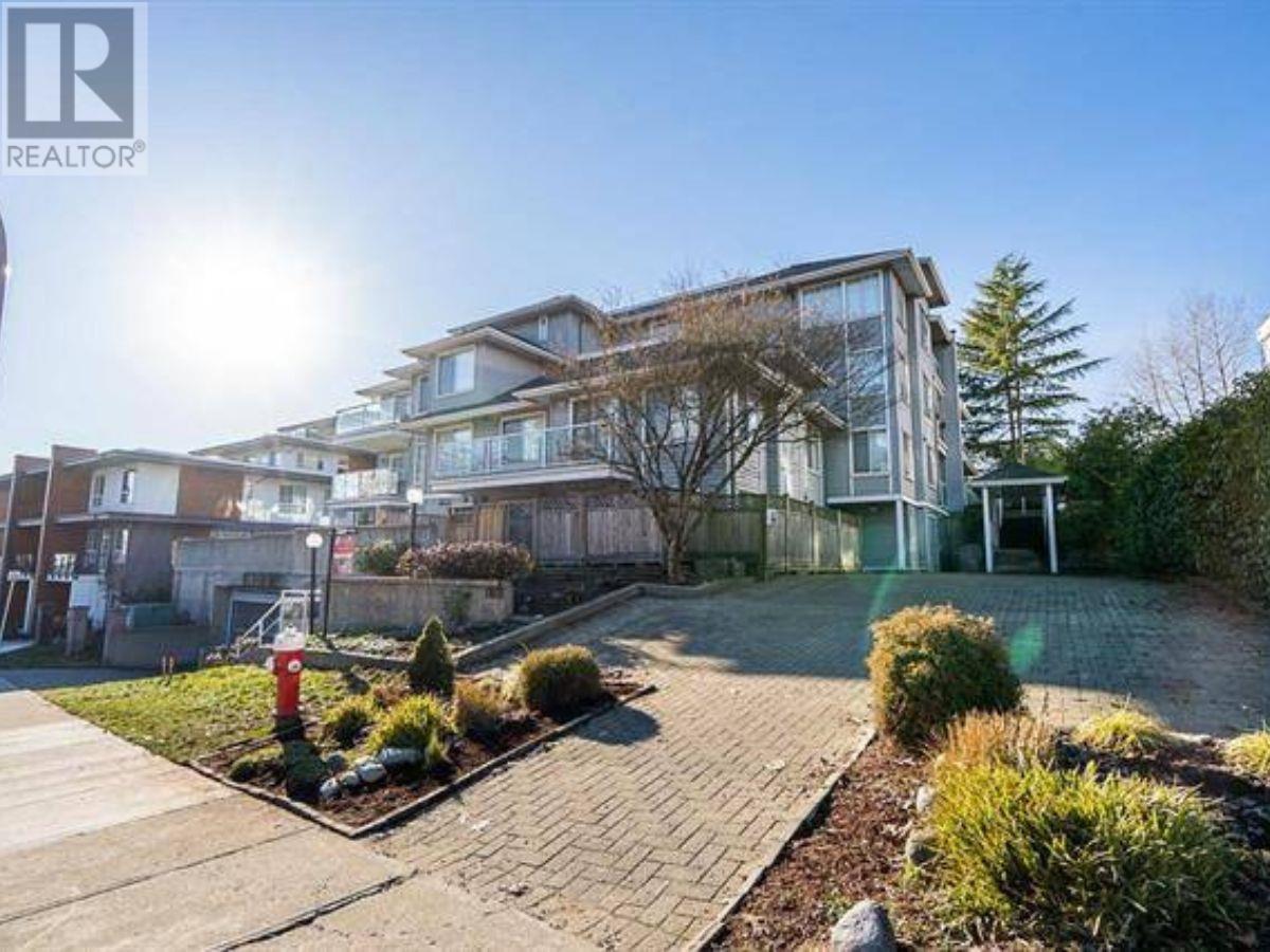 403 11671 FRASER ST, maple ridge, British Columbia V2X6C4