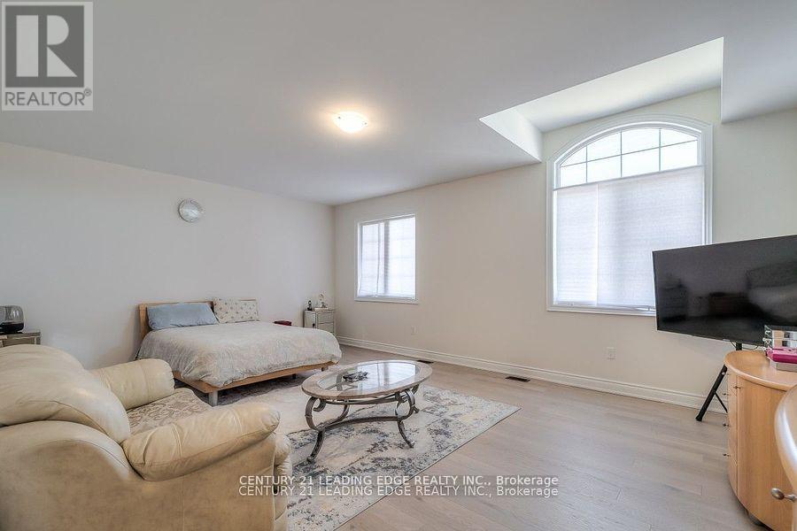 Property at 77 TERRAVISTA CRESCENT image 3