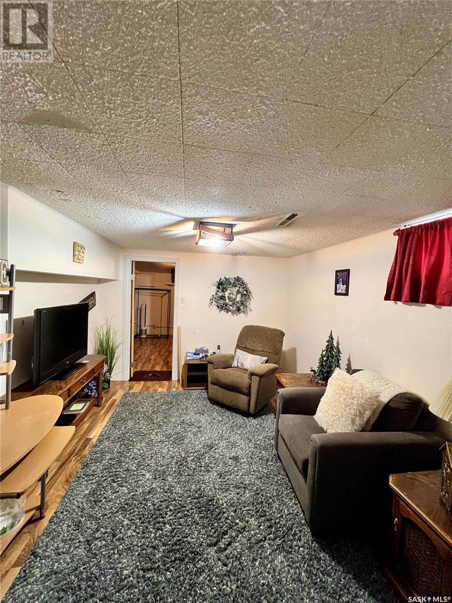 676 3rd Avenue Ne, Swift Current, Saskatchewan  S9H 2H5 - Photo 16 - SK990914