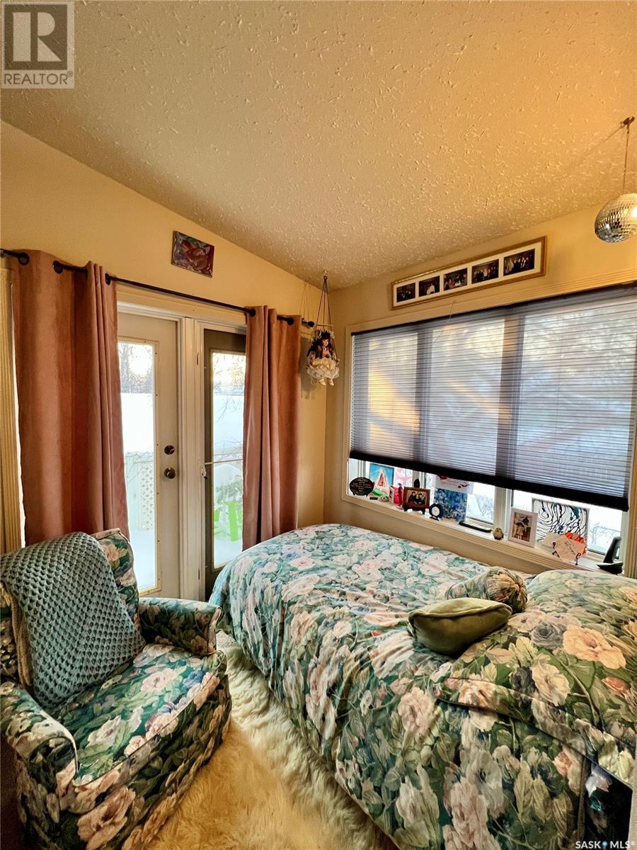 676 3rd Avenue Ne, Swift Current, Saskatchewan  S9H 2H5 - Photo 14 - SK990914