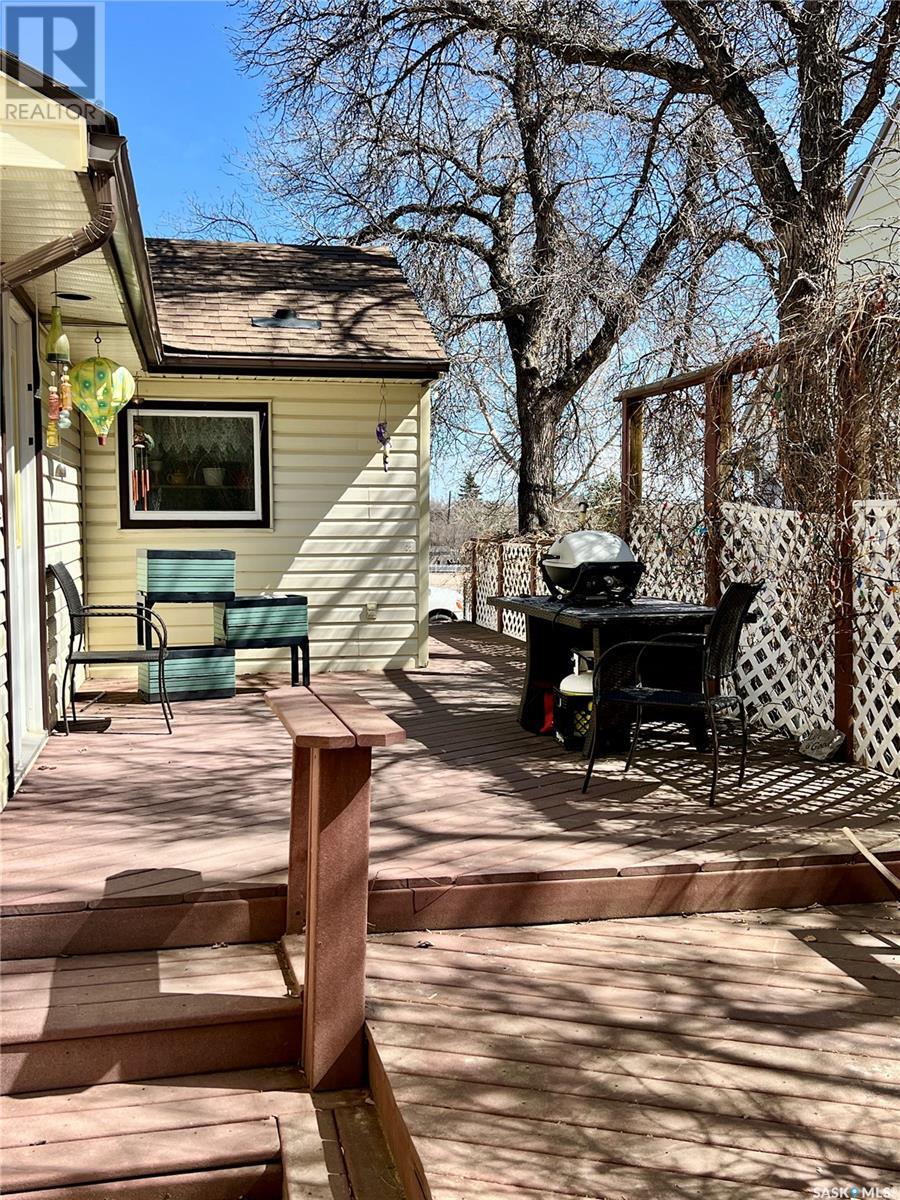 676 3rd Avenue Ne, Swift Current, Saskatchewan  S9H 2H5 - Photo 21 - SK990914