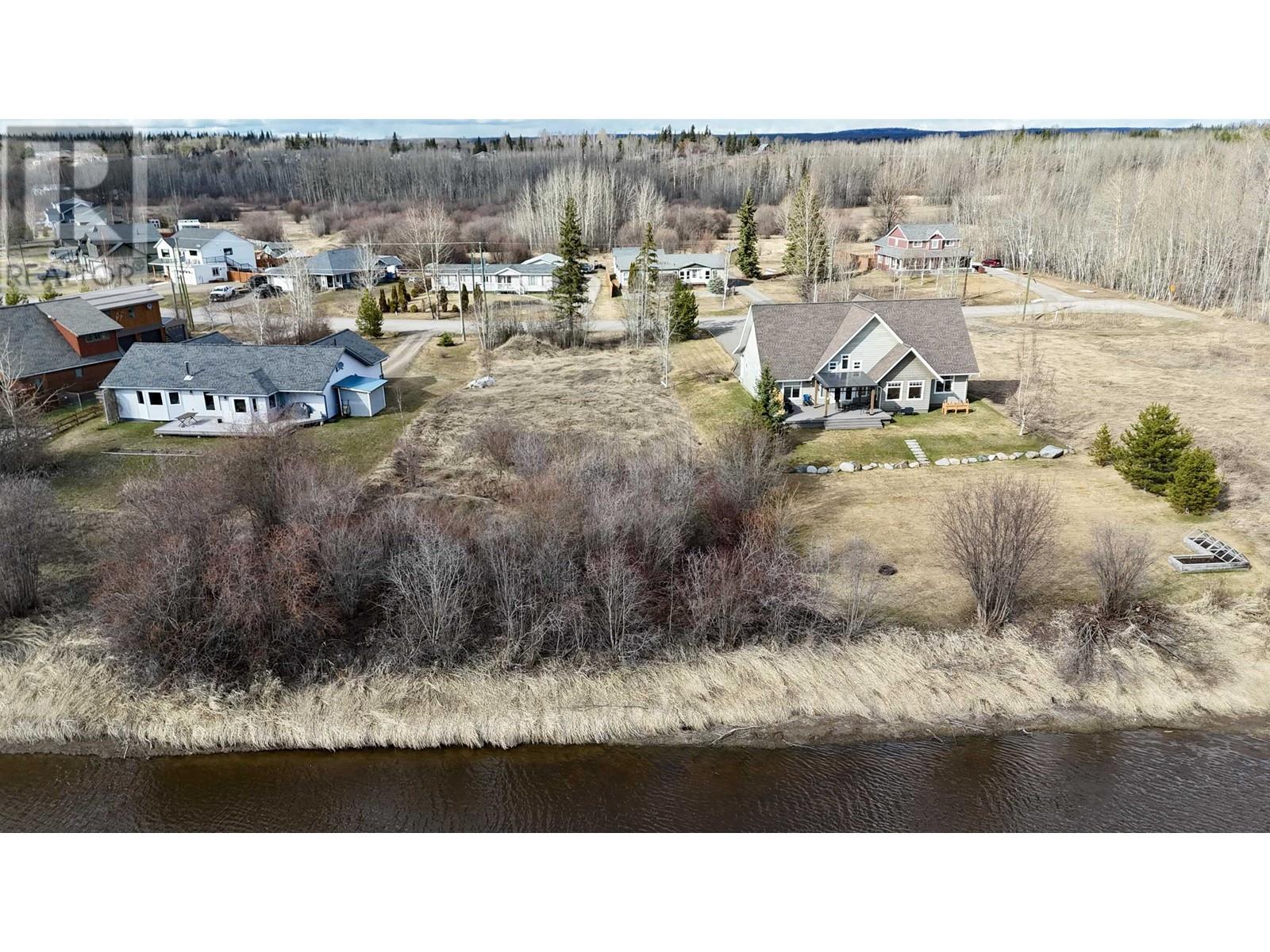 622 Reid Drive, Vanderhoof, British Columbia  V0J 3A2 - Photo 17 - R2902553