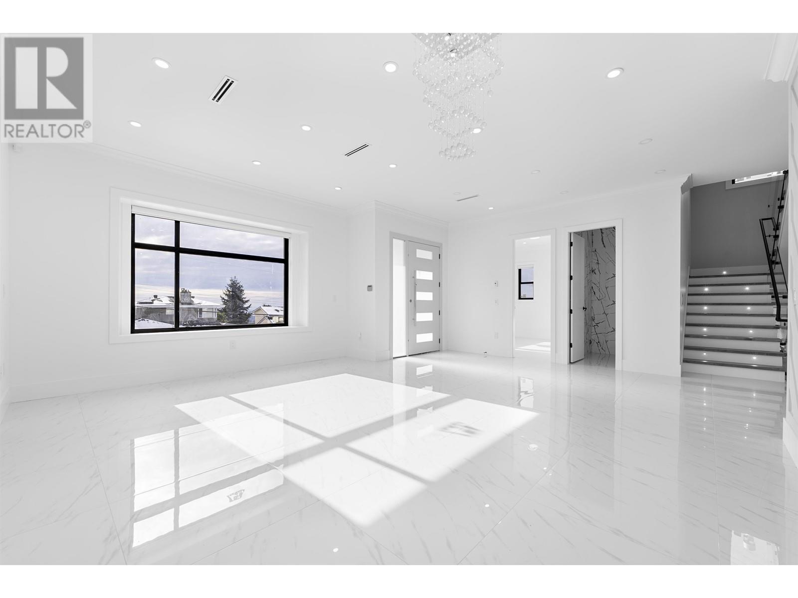 Property at 4527 CLINTON STREET image 3