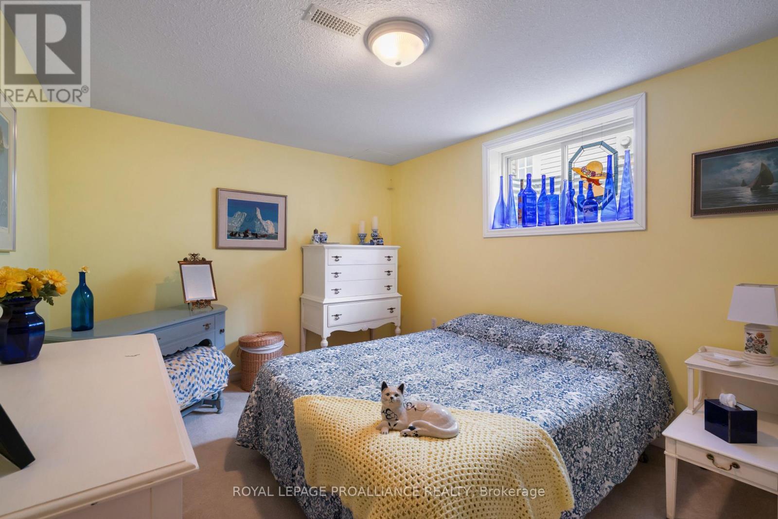 21 LOYALIST PLACE Brockville