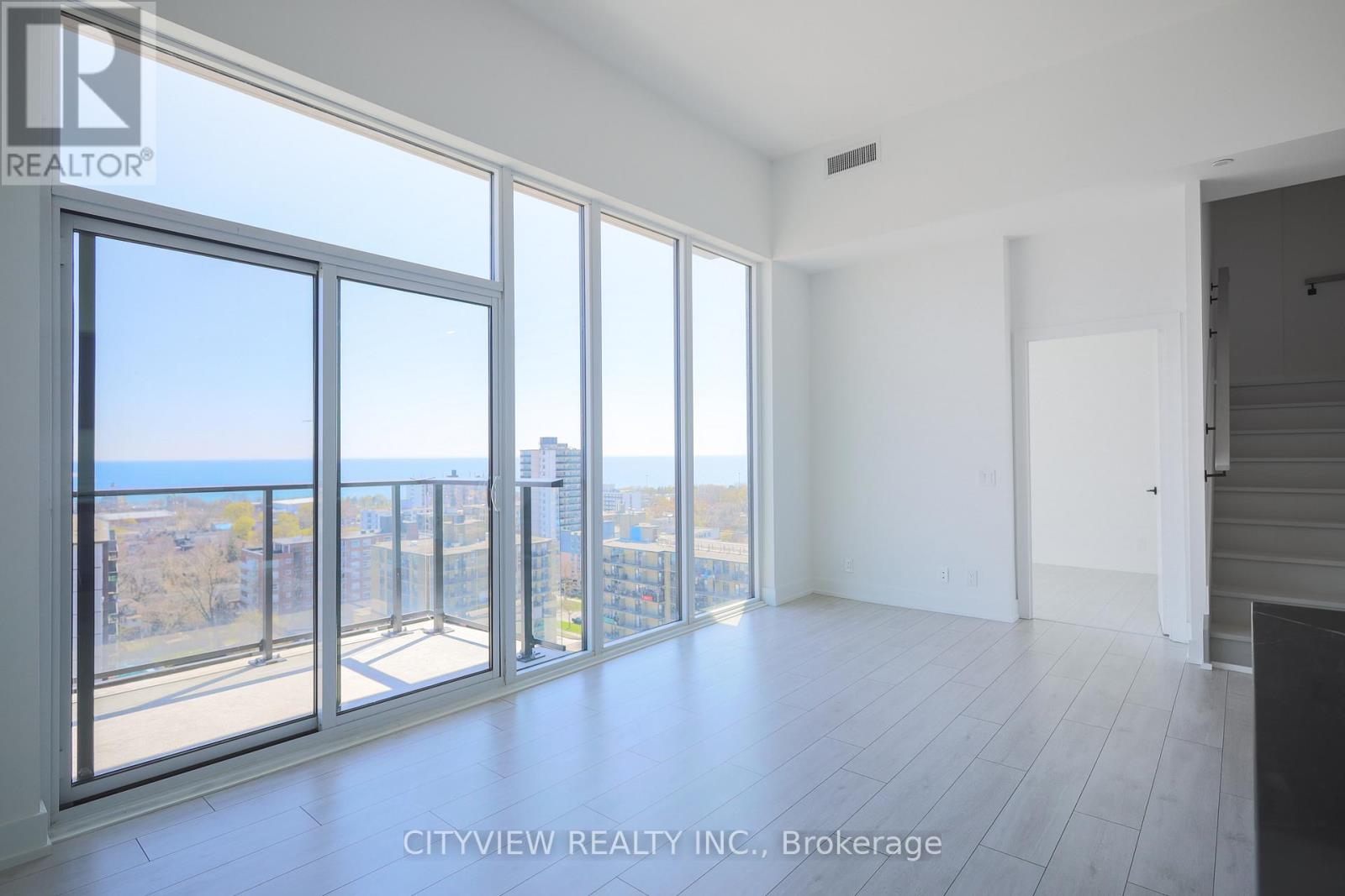Ph4 - 270 Dufferin Street, Toronto, Ontario  M6K 0H8 - Photo 10 - W12085322