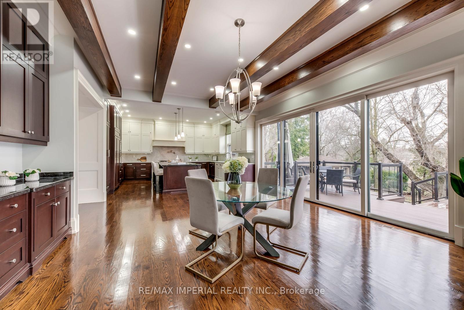 409 Valley Drive, Oakville, Ontario  L6L 4L5 - Photo 19 - W12085337