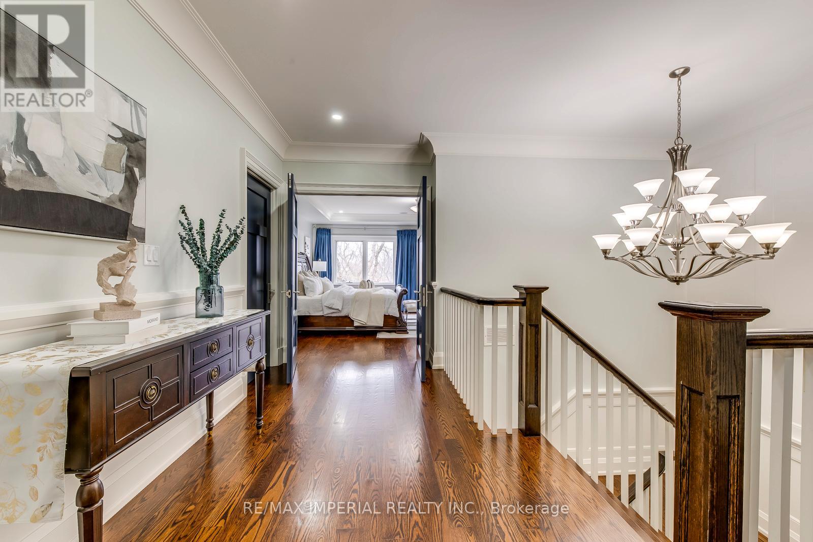409 Valley Drive, Oakville, Ontario  L6L 4L5 - Photo 24 - W12085337