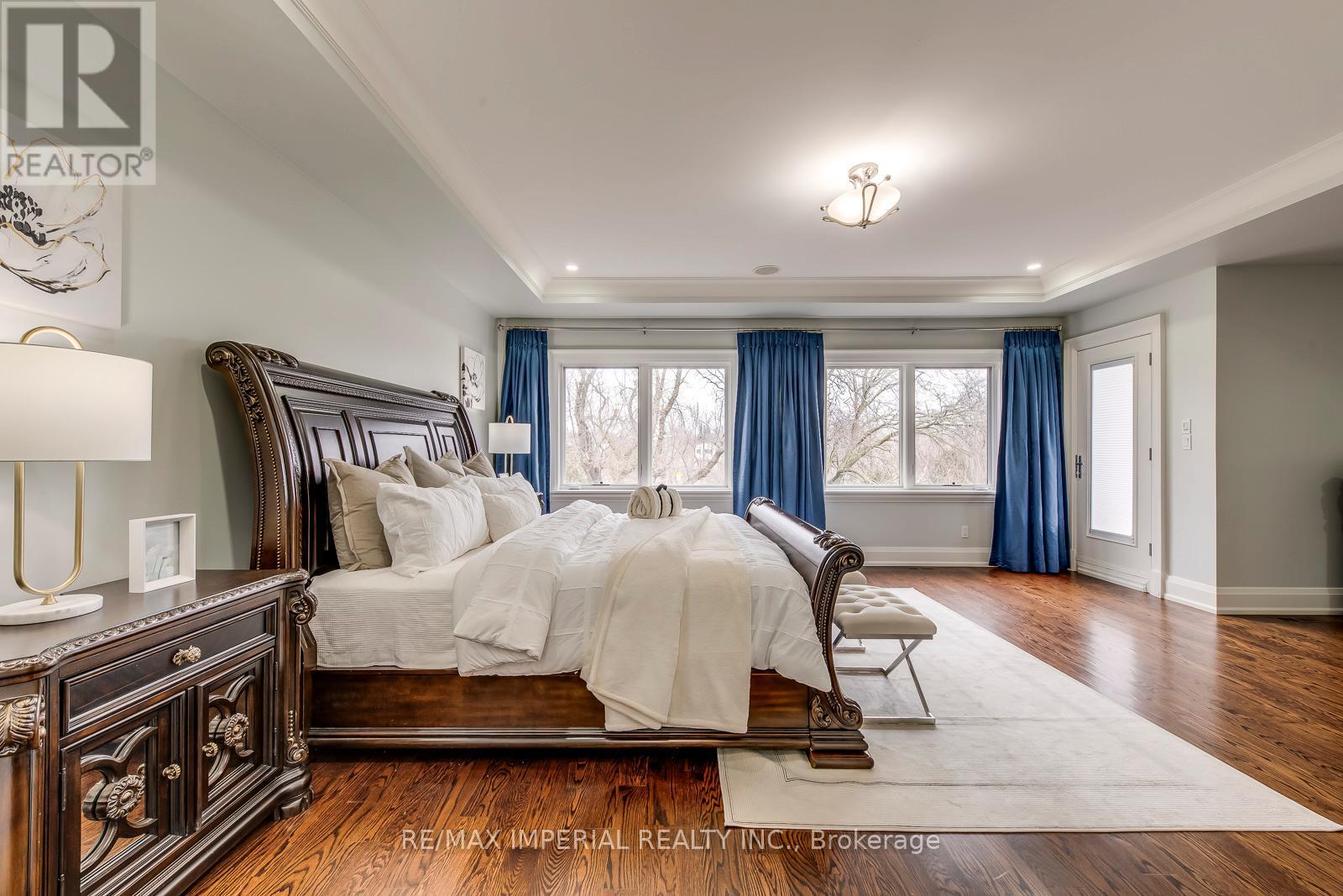 409 Valley Drive, Oakville, Ontario  L6L 4L5 - Photo 25 - W12085337