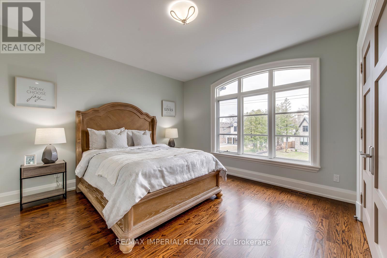 409 Valley Drive, Oakville, Ontario  L6L 4L5 - Photo 32 - W12085337