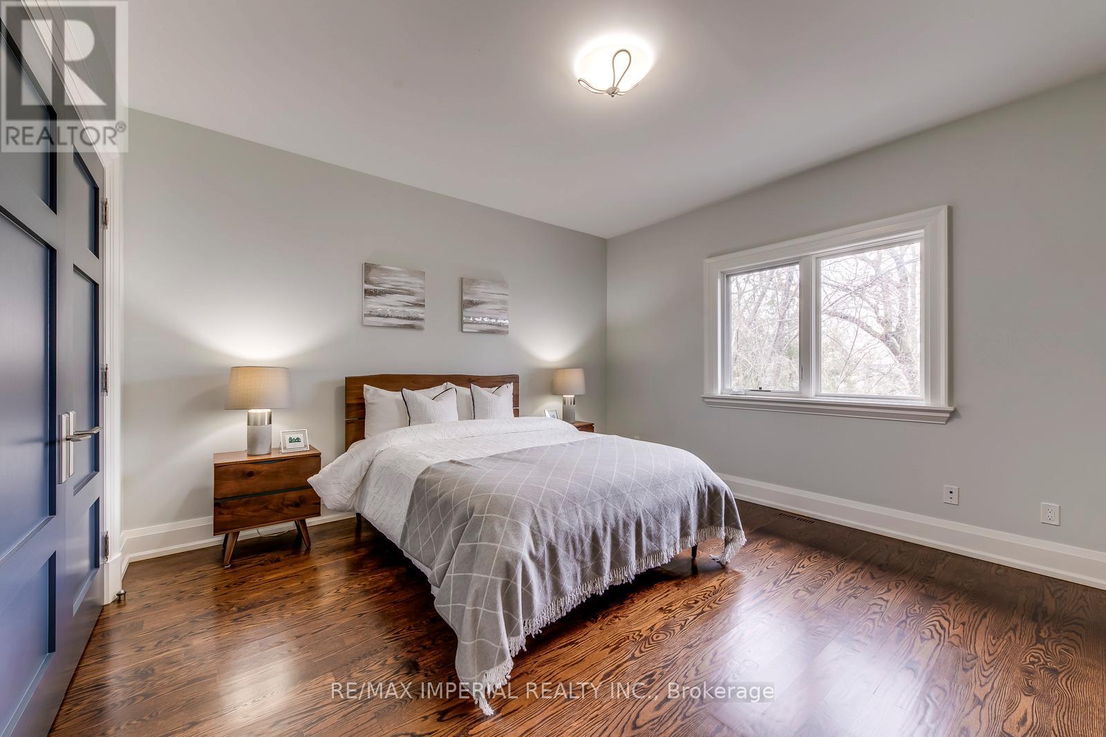 409 Valley Drive, Oakville, Ontario  L6L 4L5 - Photo 34 - W12085337
