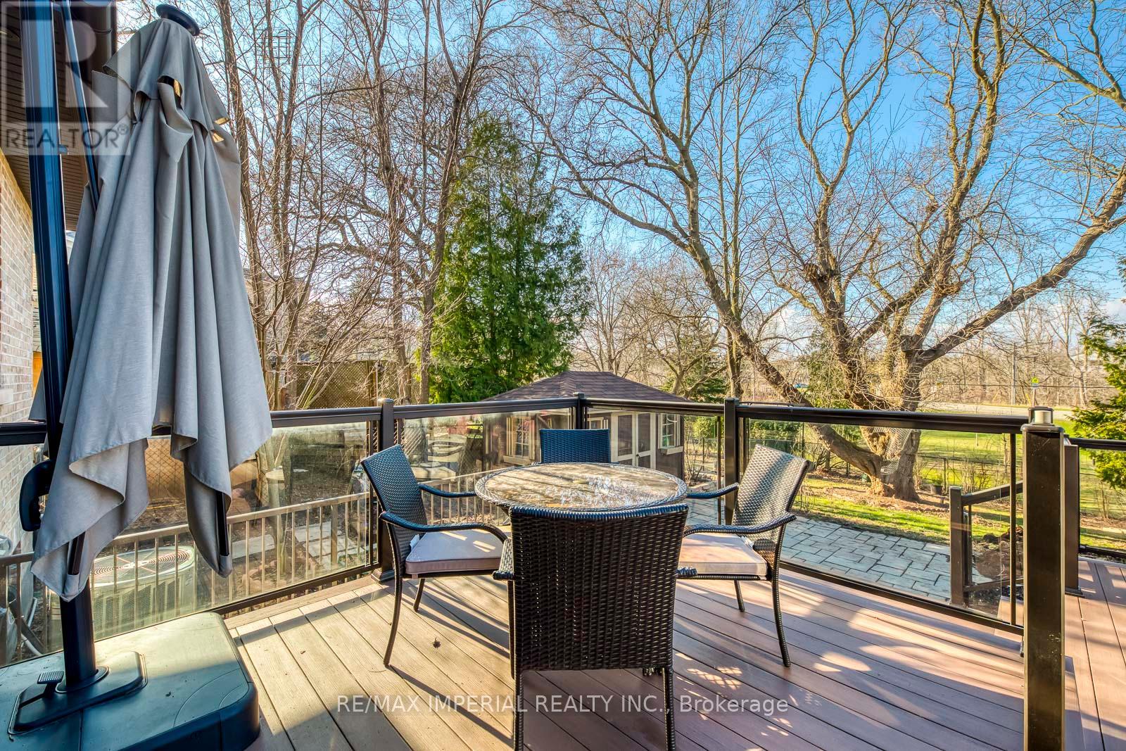 409 Valley Drive, Oakville, Ontario  L6L 4L5 - Photo 48 - W12085337