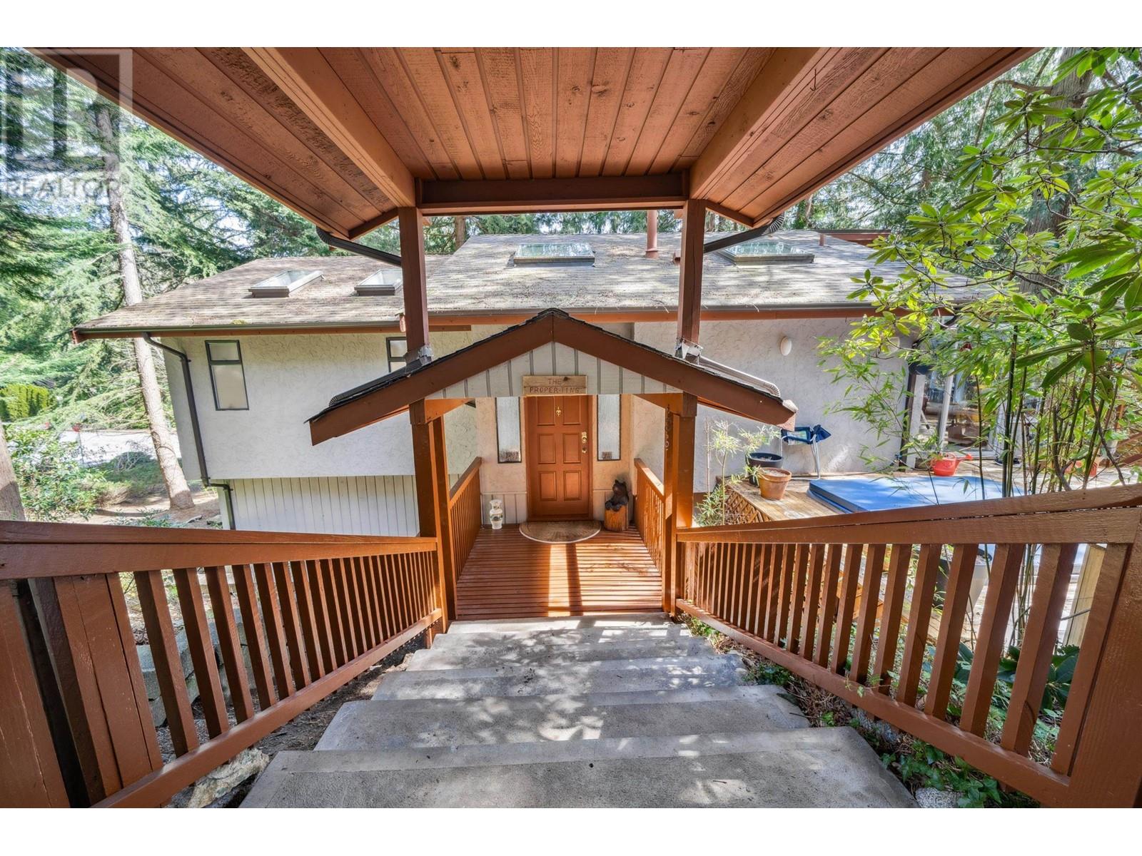 Property at 4706 MEADFEILD ROAD image 4