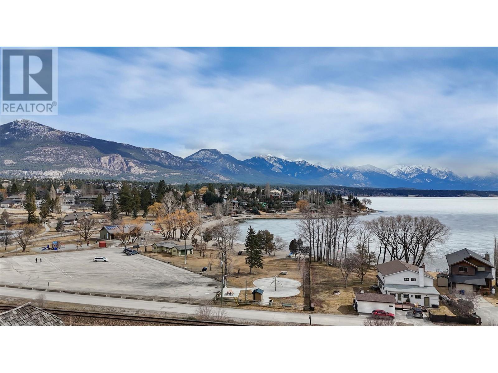 1729 6TH Avenue, Invermere, British Columbia